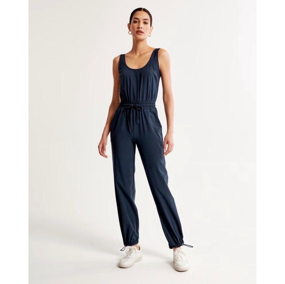 Abercrombie and Fitch Traveler Navy Drawstring Jogger Jumpsuit XLT